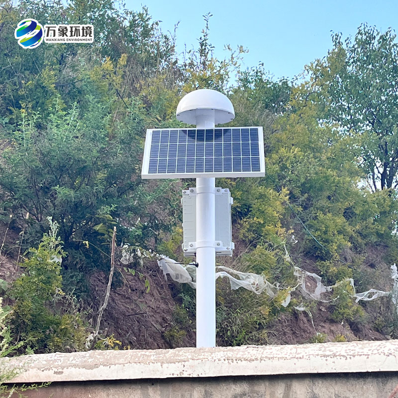 地質(zhì)災(zāi)害監(jiān)測預(yù)警系統(tǒng)：精準(zhǔn)定位，鎖定風(fēng)險源